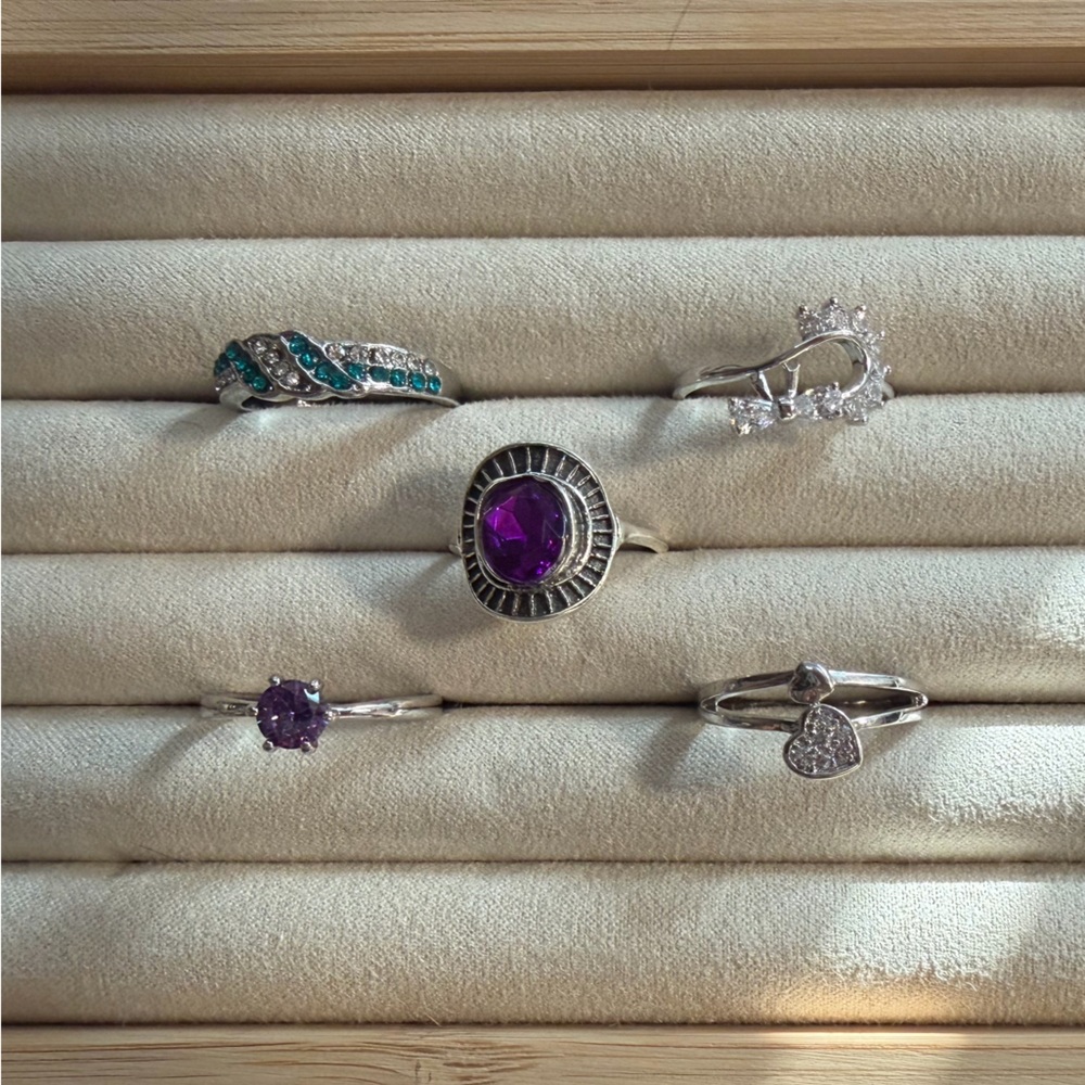 Elegant Silver and Purple Women's Ring Set